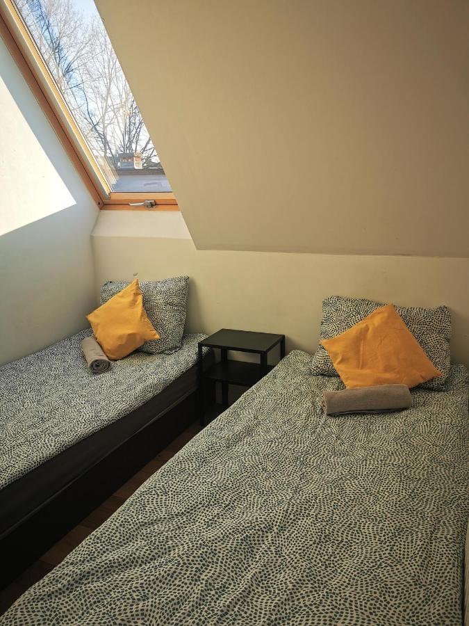 Hostel 55 - Darmowy Parking Wroclaw Bagian luar foto