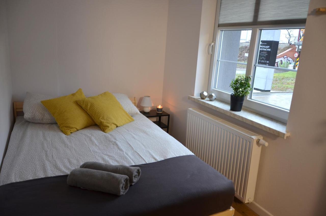 Hostel 55 - Darmowy Parking Wroclaw Bagian luar foto